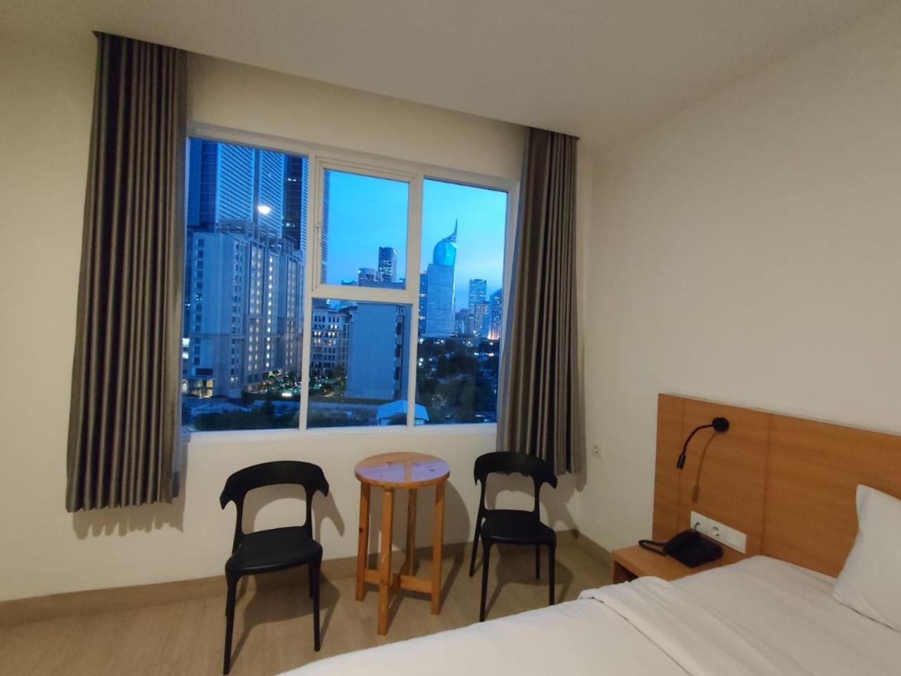 Grand Thamrin Hotel Yakarta Exterior foto
